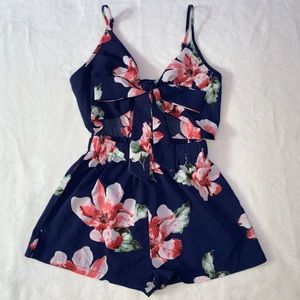 ZAFUL FLORAL TIE KNOT LOOSE SHORTS ROMPER